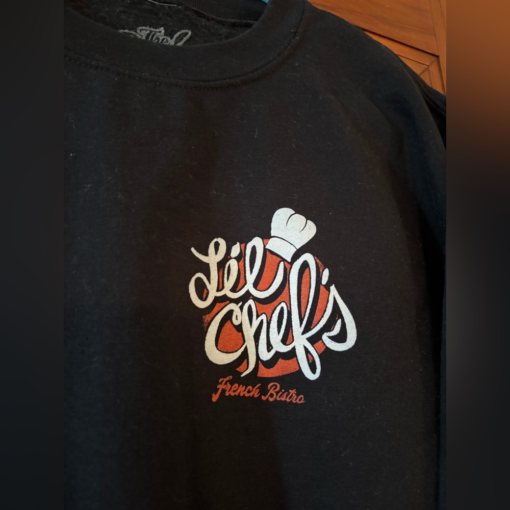 ‼️ PRICE DROP ‼️ Lil Chef’s Bistro Ratatouille Remy Crewneck Sweater - NWOT - Picture 2 of 4